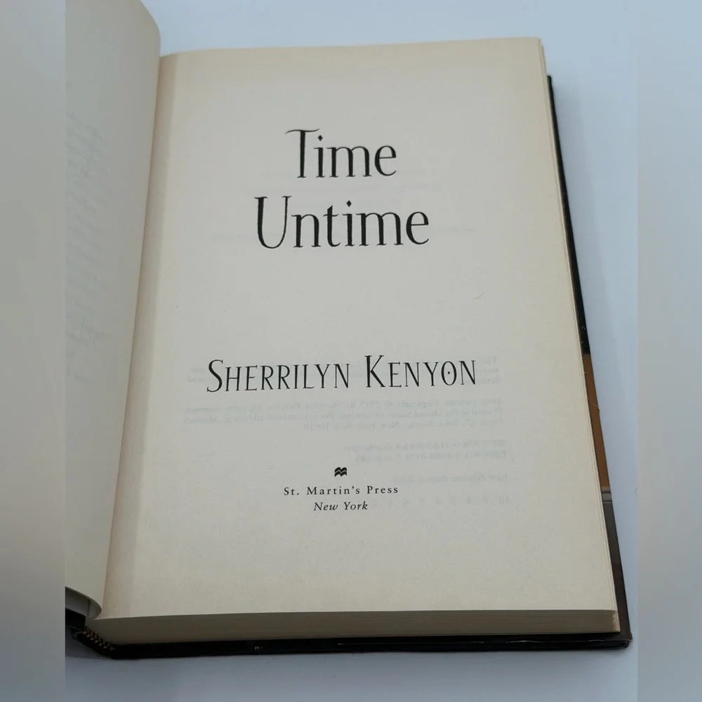 Lot of 2 Sherrilyn Kenyon Hardcover Novel Books - Time Untime & Dark Bites